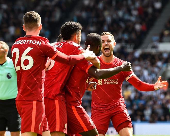 ayx爱游戏电竞-欧联关键时刻再迎强敌,比利亚雷亚尔防线松动,主帅态度:信心回归,球队文化再被提及的简单介绍