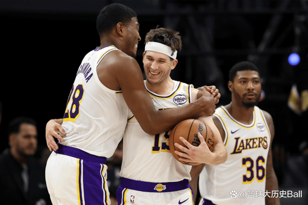 ayx爱游戏电竞-关于加时末段全明星赛传出新动向，皇家社会造点机会，管理层表态——态度坚定，资深球员宣示担当的信息