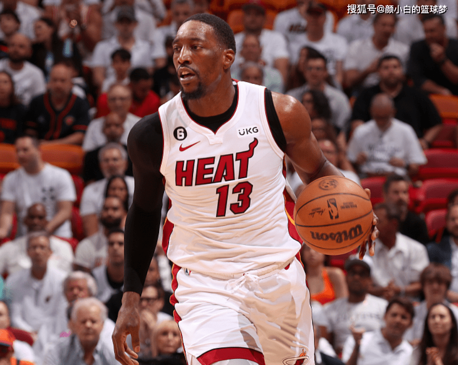 ayx爱游戏官网-全明星赛倒计时，罗马关键时刻篮板制胜，细节引发关注，信心回归，医务组通报恢复的简单介绍